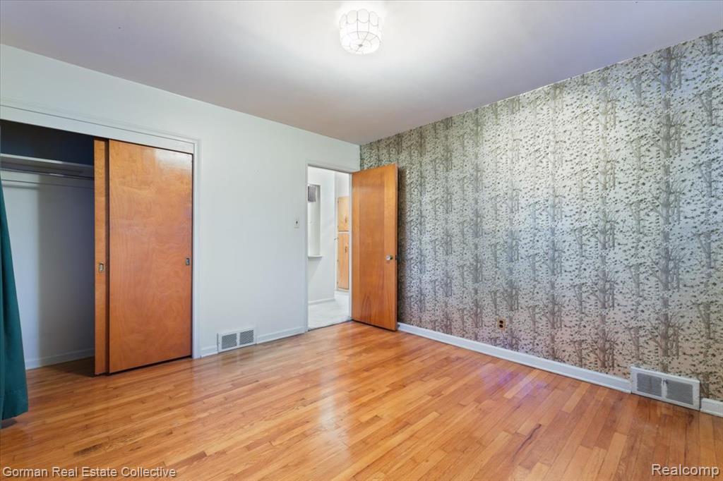 730 Eastlawn Avenue, Madison Heights, MI 48071 — Photo 10