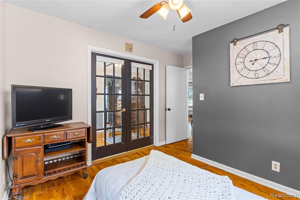 4602 Milton Drive, Flint, MI 48507 — Photo 23