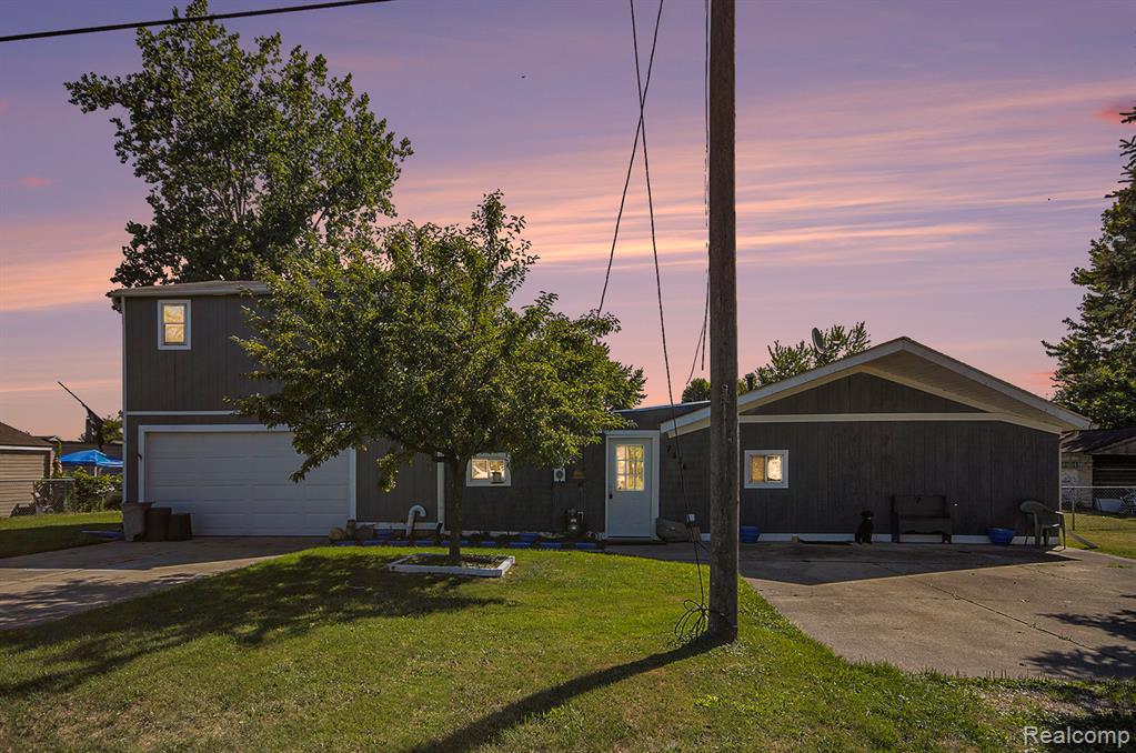 7434 Dyke Road, Clay, MI 48001 — Photo 2