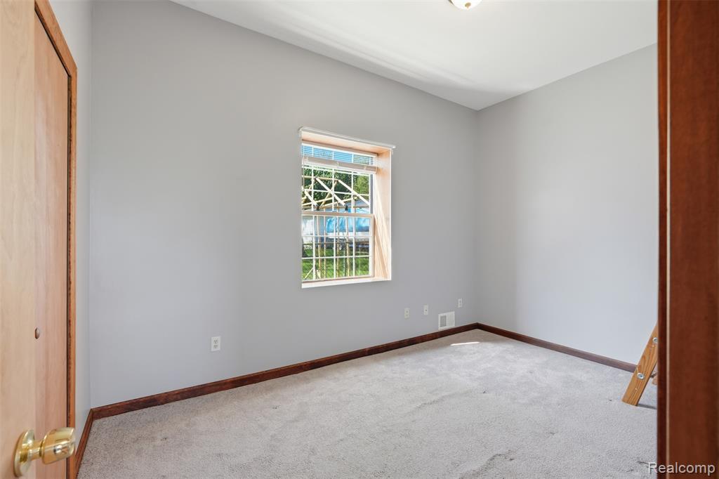 5634 Chicago Road, Warren, MI 48092 — Photo 14