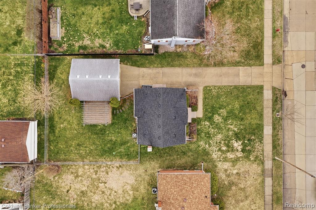 927 Montrose Avenue, Royal Oak, MI 48073 — Photo 38
