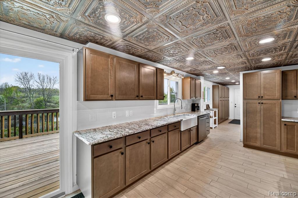 11280 Hegel Road, Goodrich Vlg, MI — Photo 9