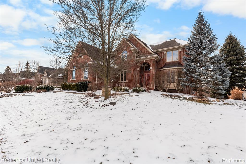 24695 Wedgewood Dr, South Lyon, MI 48178 — Photo 3