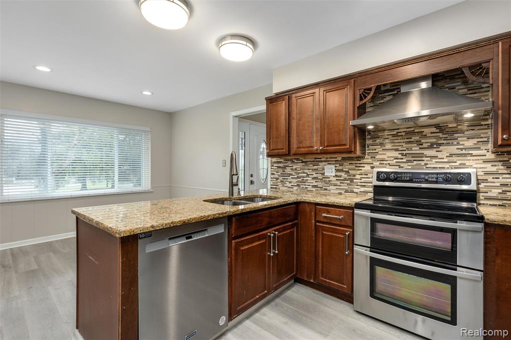 2505 Rambling Way, Bloomfield Hills, MI 48302 — Photo 4