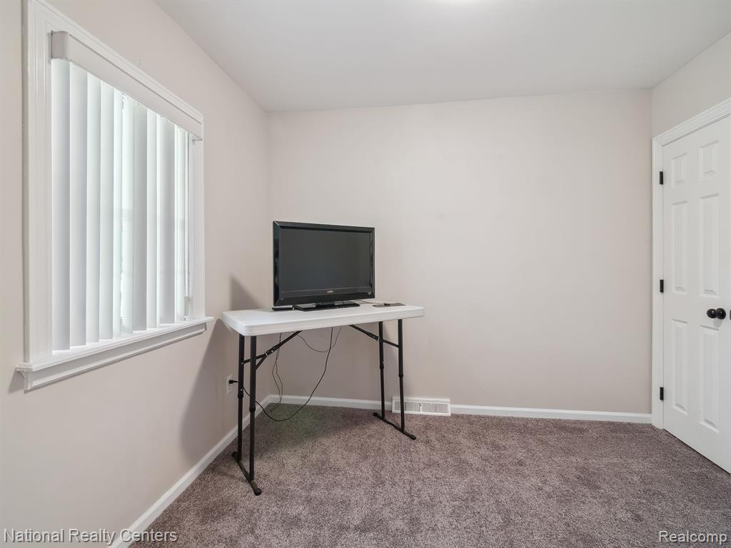 44736 JOY Road, Plymouth, MI 48170 — Photo 9