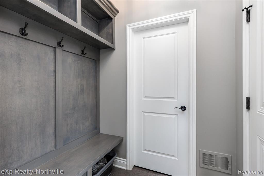 700 Union Street, Milford, MI 48381 — Photo 17