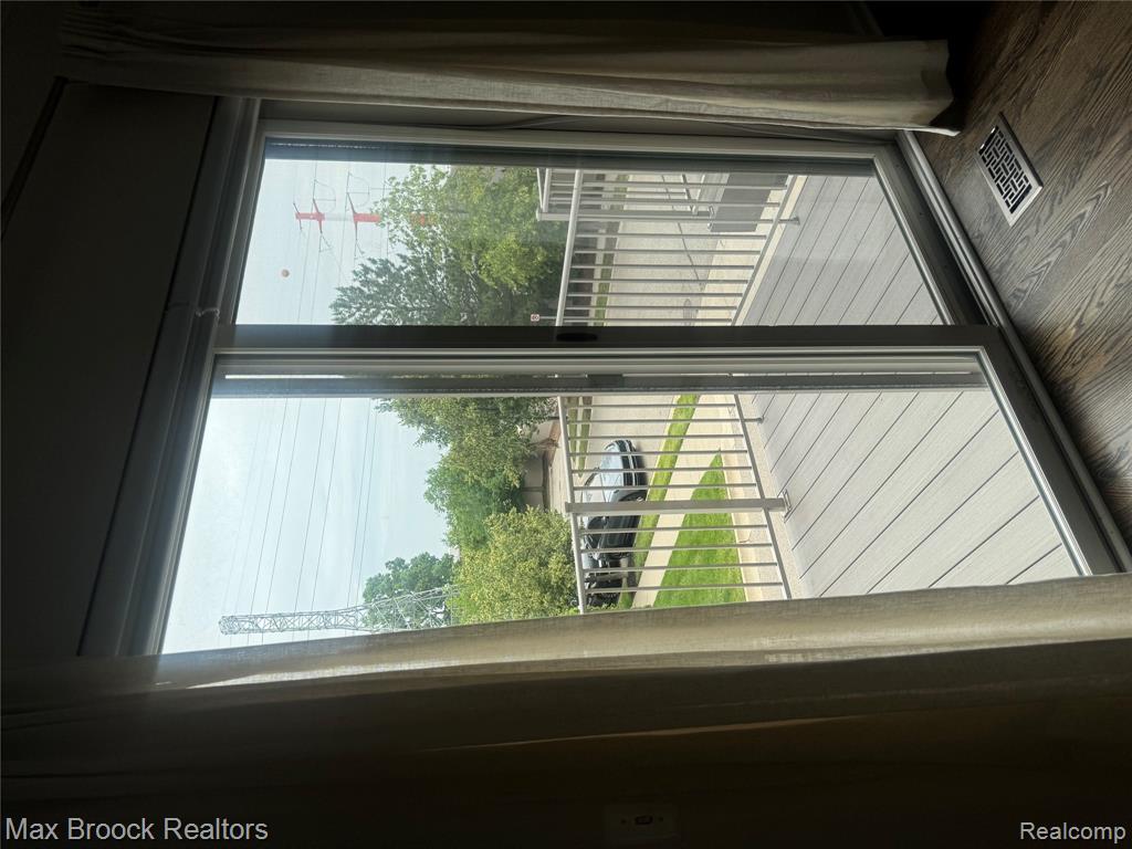 537 Graten Street, Birmingham, MI 48009 — Photo 16