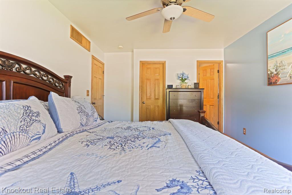 4270 MILL Street, North Branch, MI 48461 — Photo 25