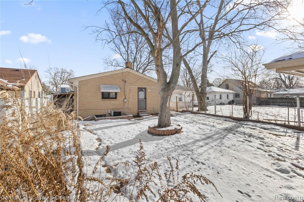 5949 Fenton Street, Dearborn Heights, MI 48127 — Photo 18