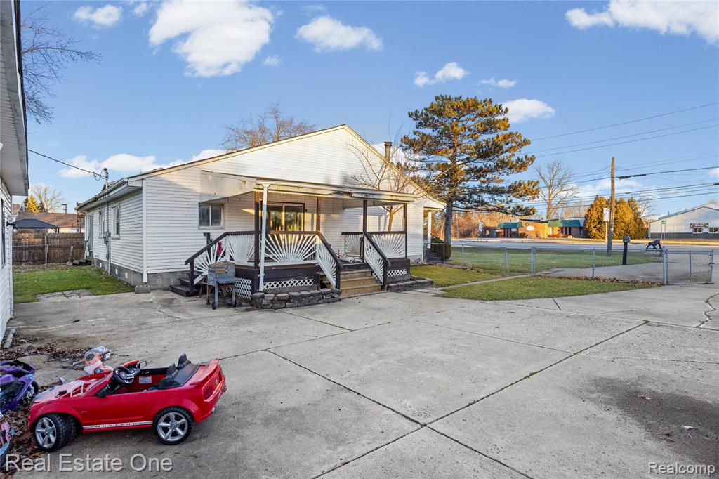 2535 N Telegraph Road, Monroe, MI 48162 — Photo 23