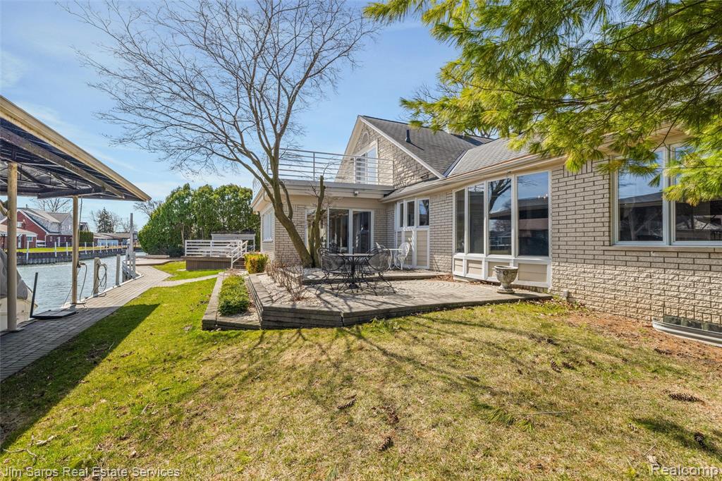 38008 Seaway Court, Harrison Township, MI — Photo 35