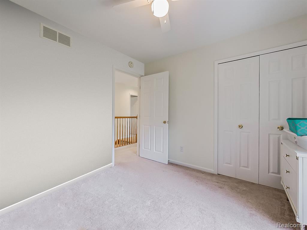 1394 MIDDLEWOOD Drive, Saline, MI 48176 — Photo 24