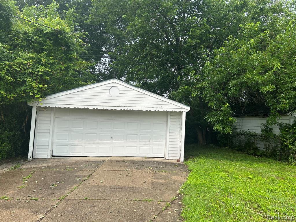 7353 Ashton Avenue, Detroit, MI 48228 — Photo 12