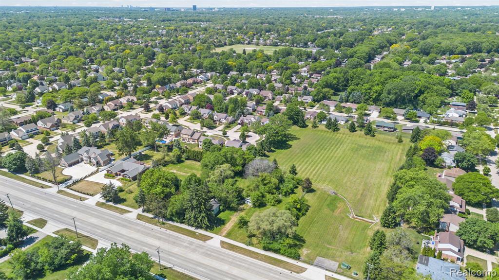 42021 Dequindre Road, Troy, MI 48085 — Photo 16