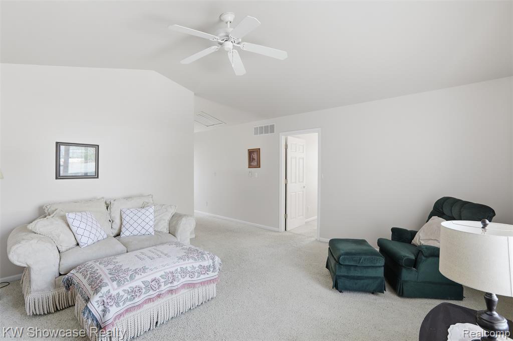 25715 Norfolk Street, Dearborn Heights, MI 48125 — Photo 14