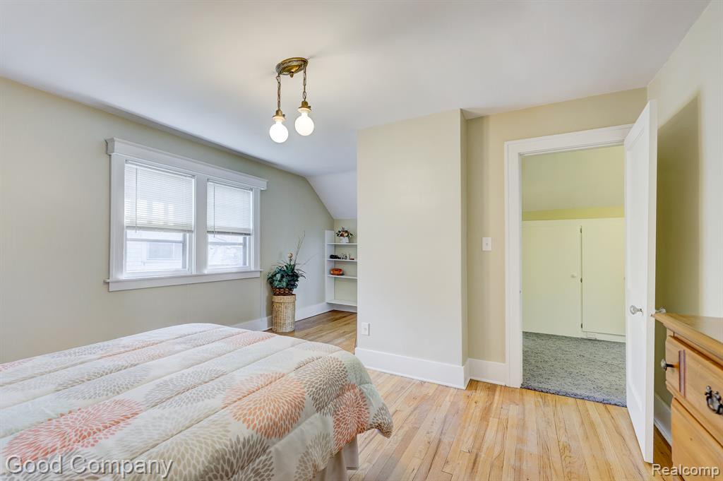923 W 11 Mile Road, Royal Oak, MI 48067 — Photo 38