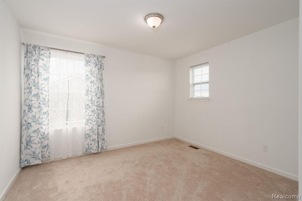 48904 Carnegie Way, Macomb, MI 48042 — Photo 27