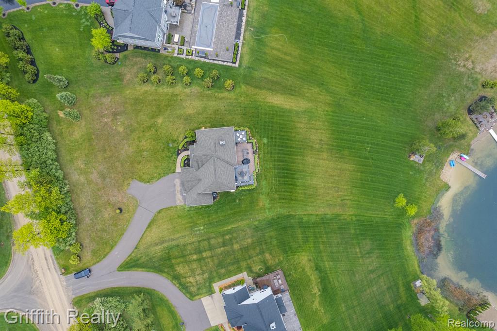 9869 Dartmouth Road Road, Clarkston, MI 48348 — Photo 49