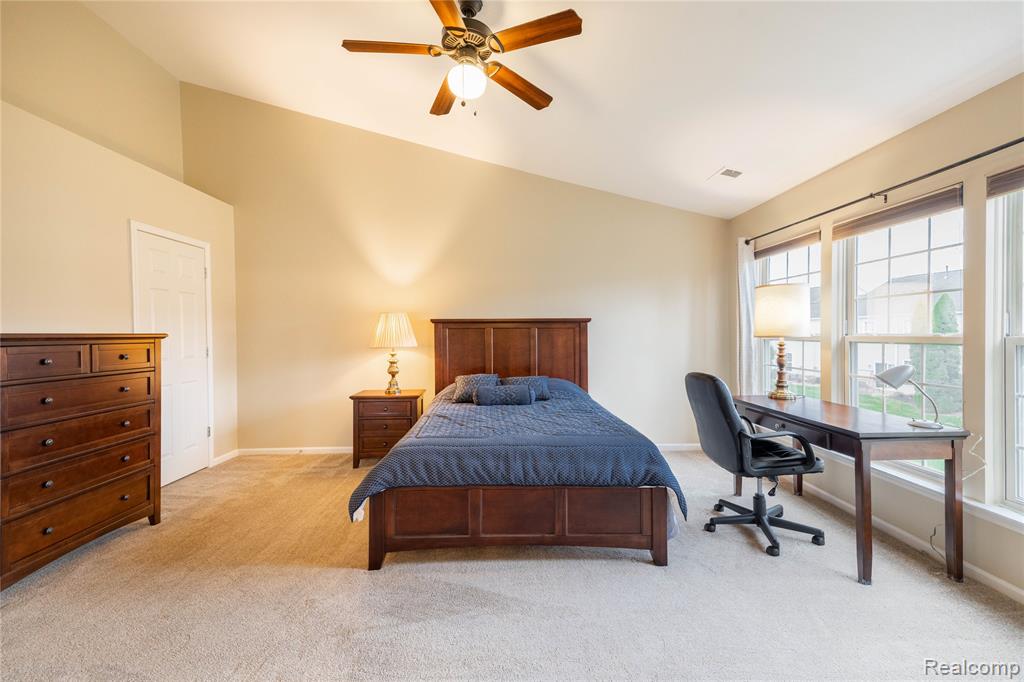 26616 Kirkway Circle, Woodhaven, MI 48183 — Photo 20