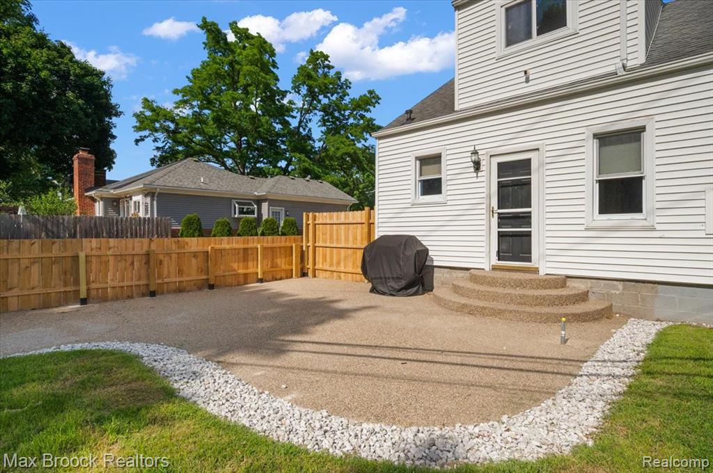 48023 Rex Street, Utica, MI 48317 — Photo 35
