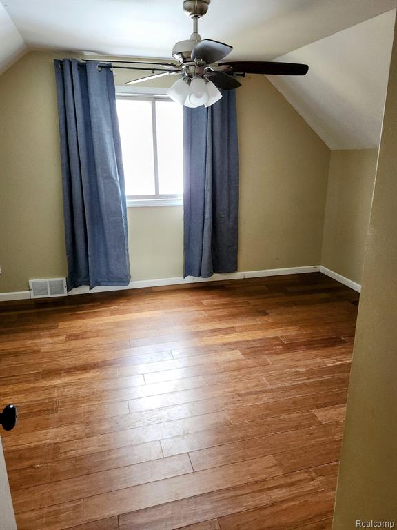 4010 RED ARROW Road, Flint, MI 48507 — Photo 19