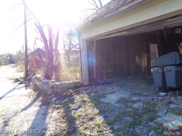7465 14th Street, Detroit, MI 48206 — Photo 21