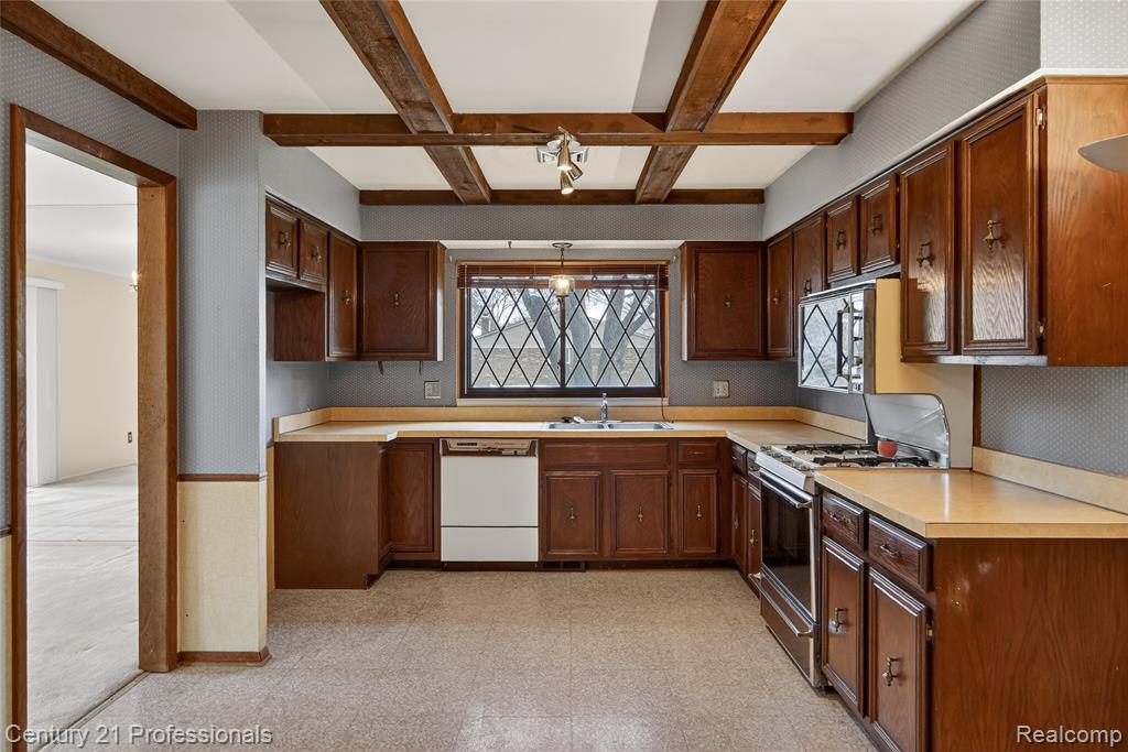 46300 Gainsborough Drive, Canton, MI, 48187