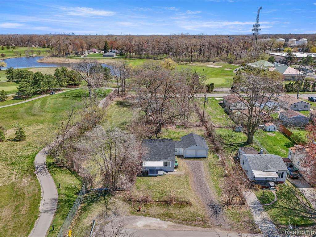 6815 WILKIE Street, Taylor, MI — Photo 3