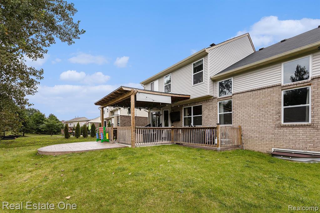 42802 N CUMBERLAND Drive, Van Buren, MI 48111 — Photo 34