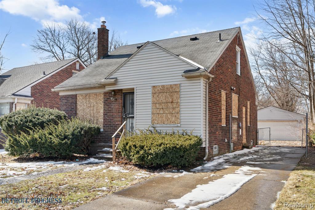 9327 FIELDING Street, Detroit, MI 48228 — Photo 2