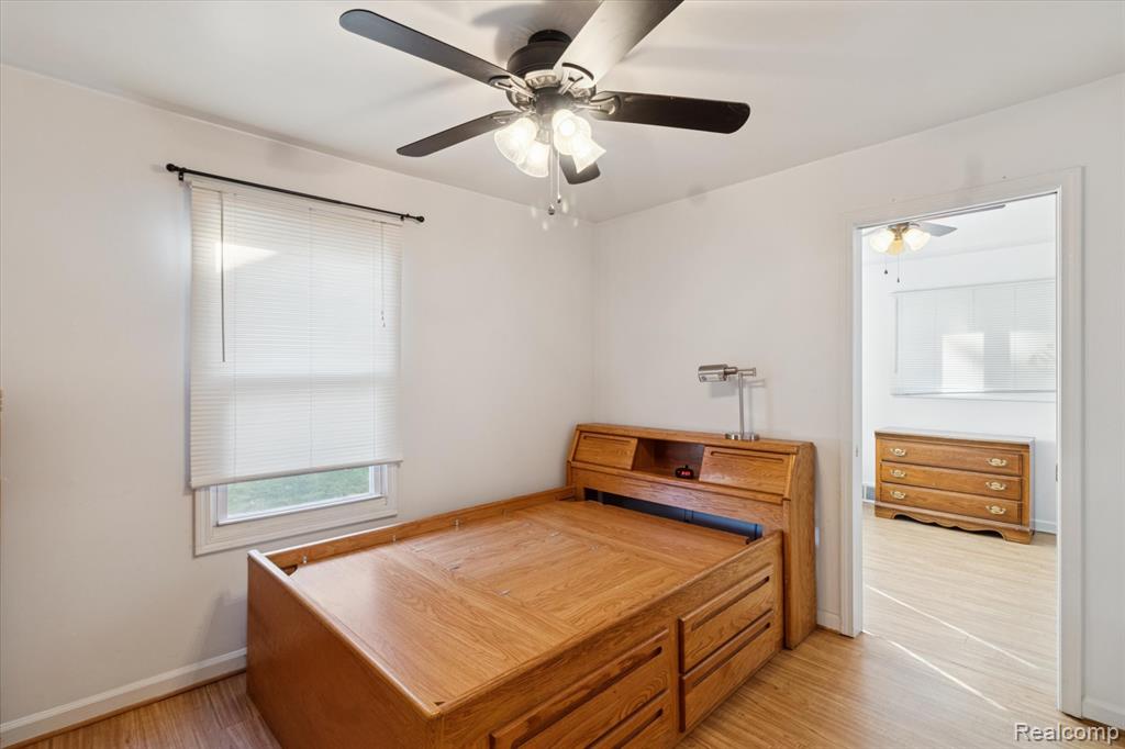 639 N Harvey Street, Westland, MI — Photo 20