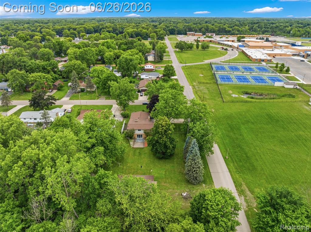 5120 Hillcrest Circle, Flint, MI 48506 — Photo 7