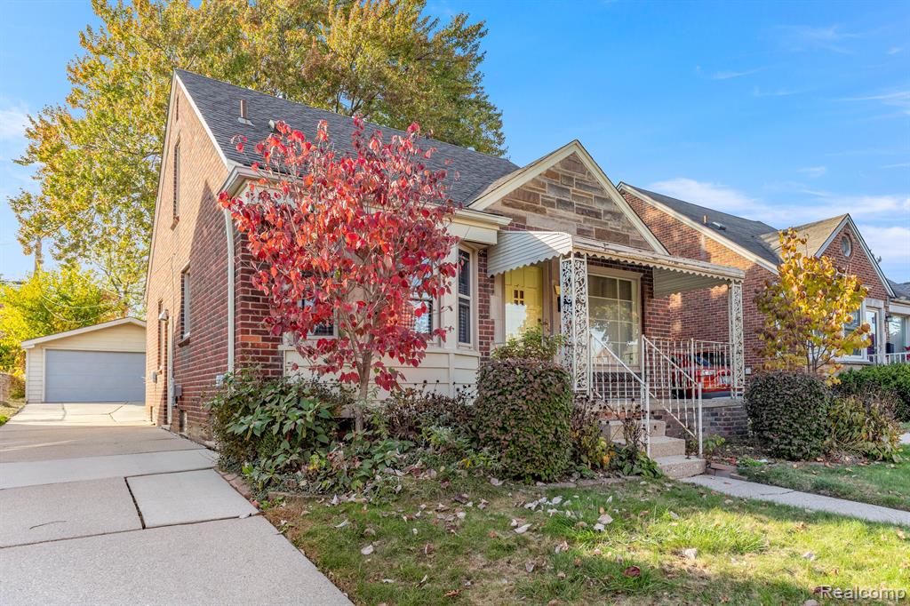 843 MAYBURN Street, Dearborn, MI 48128 — Photo 2