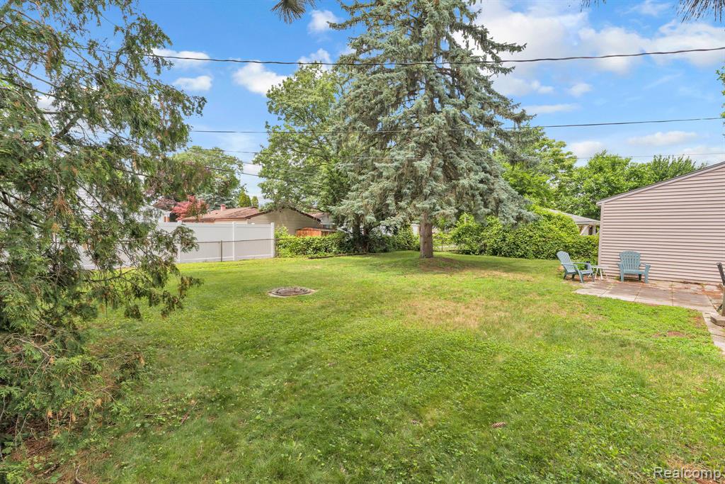 5693 Colonial Street, Dearborn Heights, MI 48127 — Photo 34