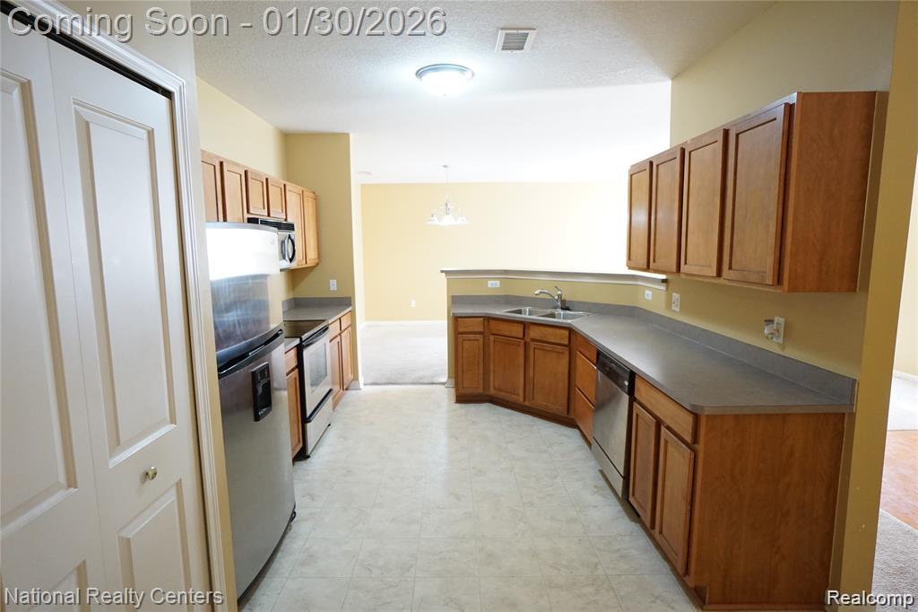 16869 HAWICK Lane, Romulus, MI 48174 — Photo 4