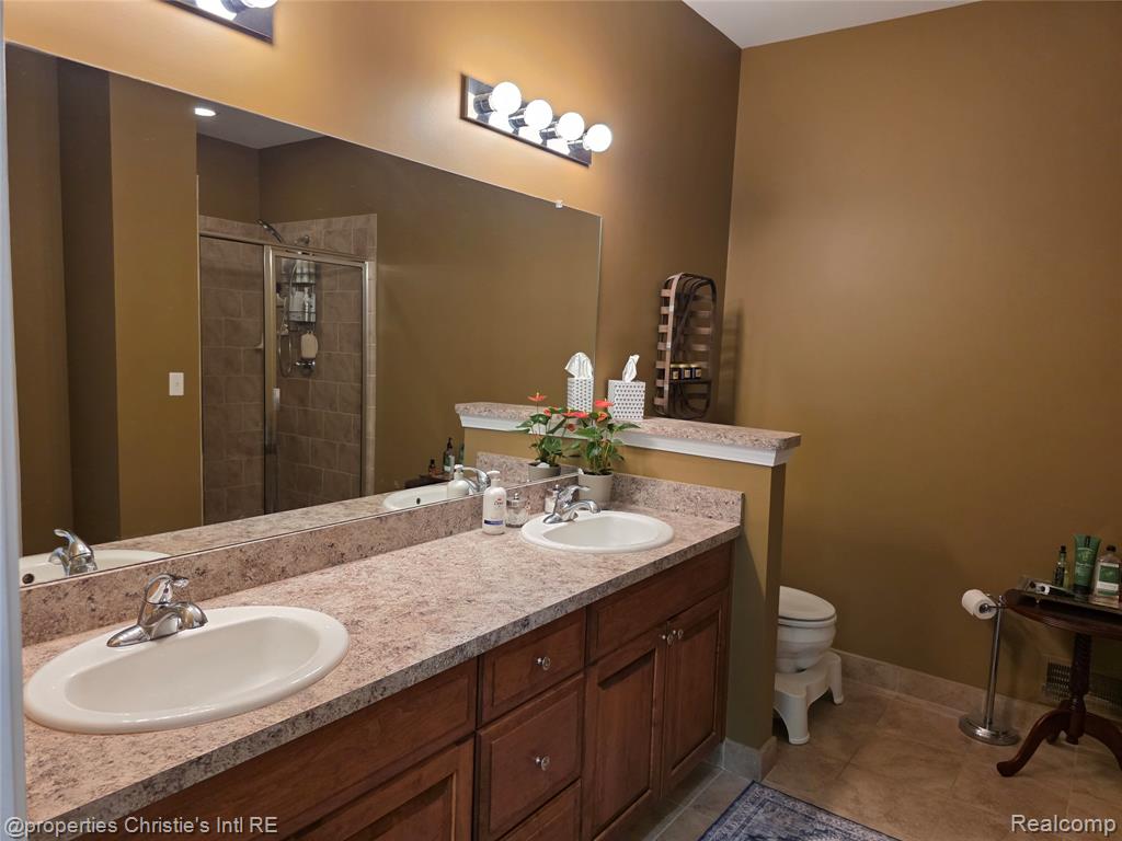 41321 Chestnut Drive, Clinton Twp, MI 48038 — Photo 22