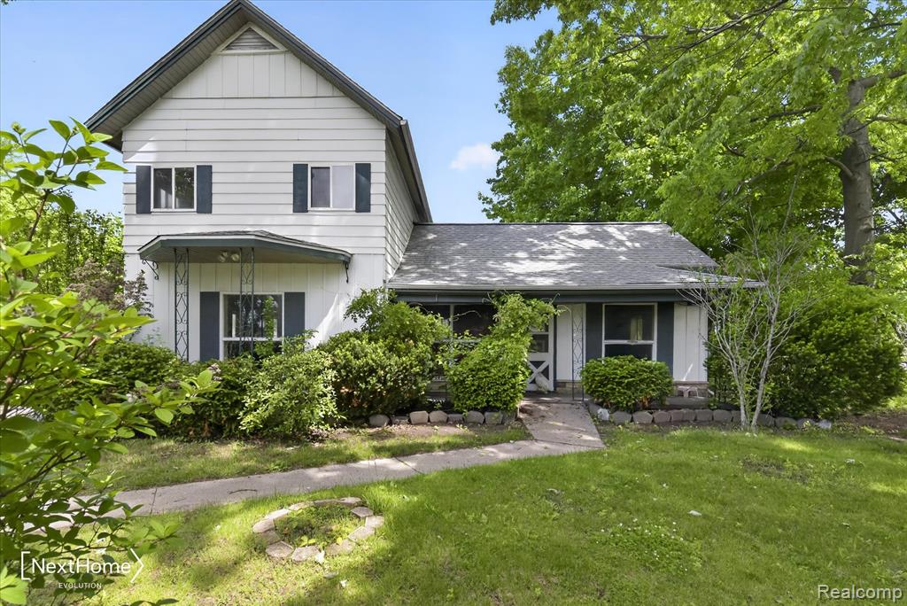 783 E Huron River Drive, Van Buren, MI 48111 — front exterior
