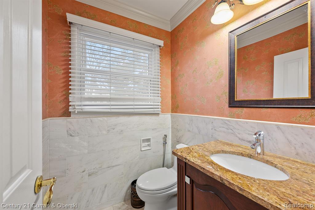 42185 BAINTREE Circle, Northville, MI 48168 — Photo 15