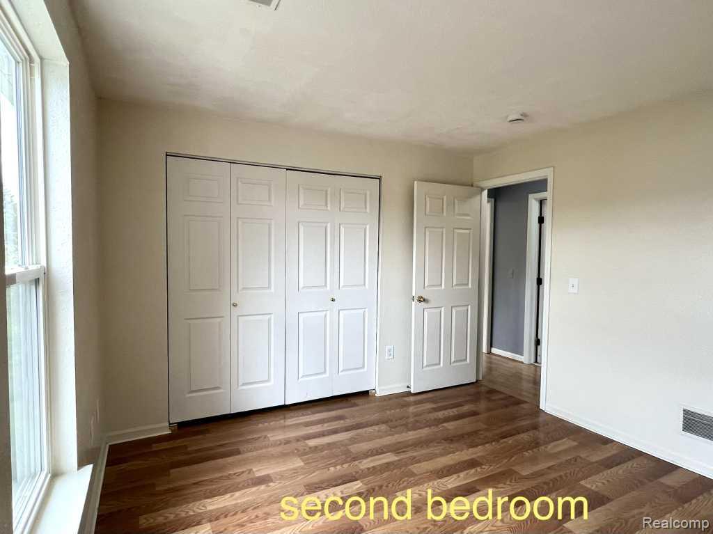 1245 Heatherwood Lane, Ann Arbor, MI 48108 — Photo 17