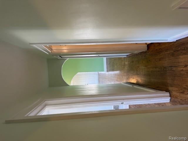 526 E 11 Mile, Royal Oak, MI 48067 — Photo 2