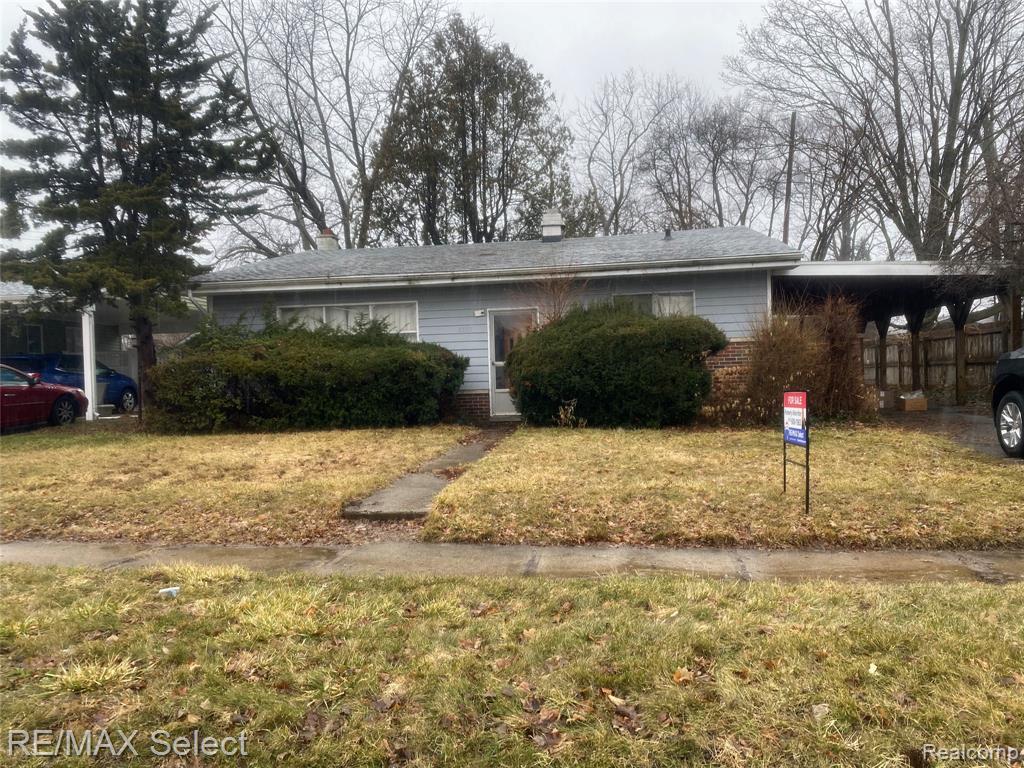 5008 Southgate Avenue, Lansing, MI 48910 — front exterior