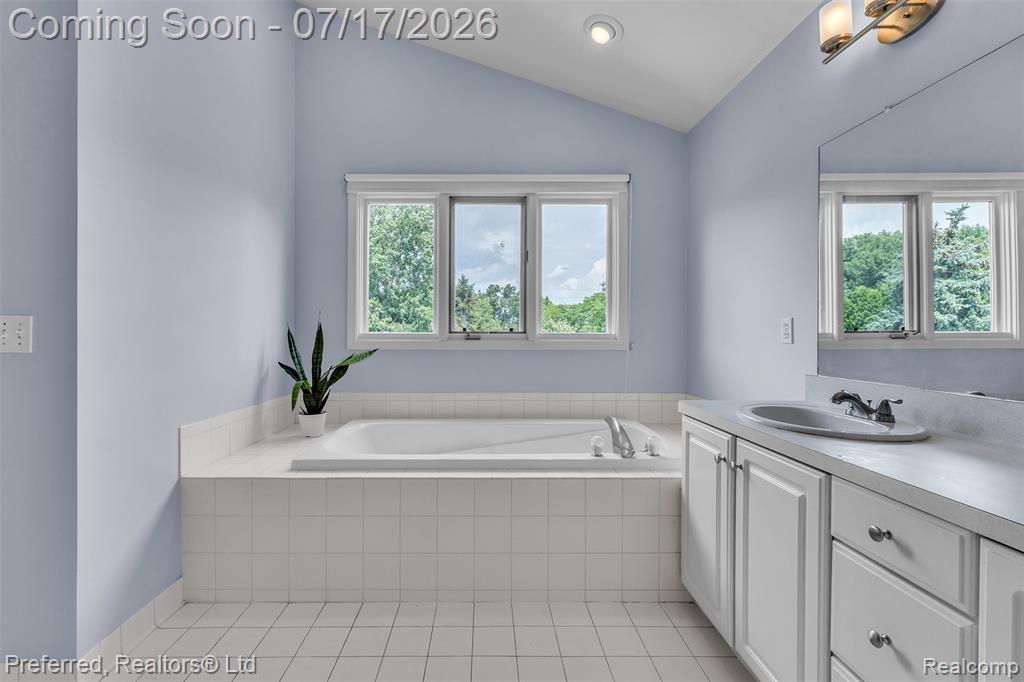 46564 Southview Lane, Plymouth, MI 48170 — Photo 25