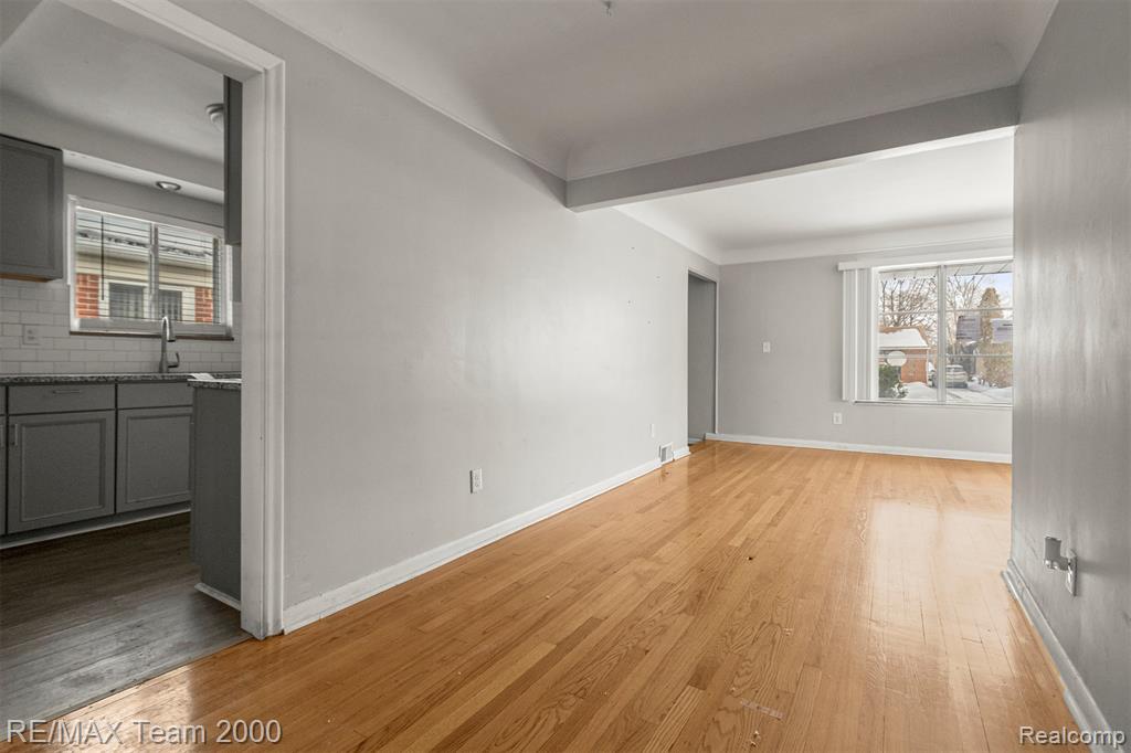 20295 Huntington Road, Detroit, MI 48219 — Photo 10