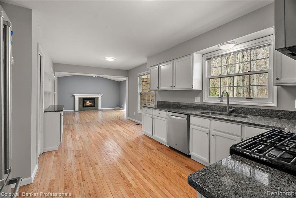 49132 PLUM TREE Drive, Plymouth, MI 48170 — Photo 21