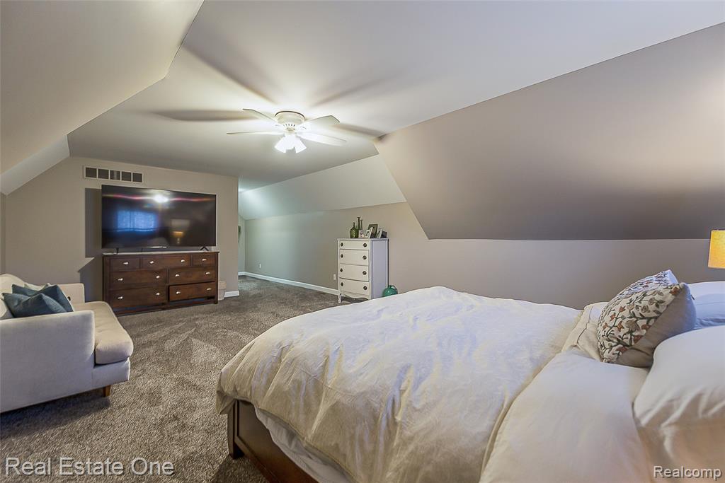 7155 Campbell Mills Court, Brighton, MI 48116 — Photo 38