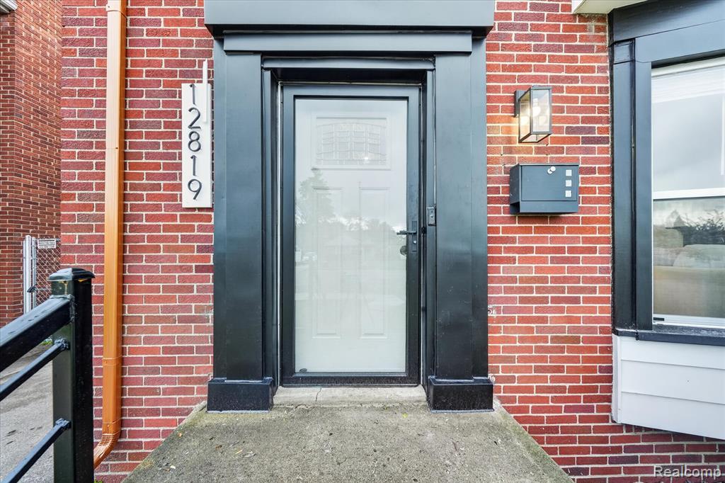 12819 Pembroke Avenue, Detroit, MI 48235 — Photo 2