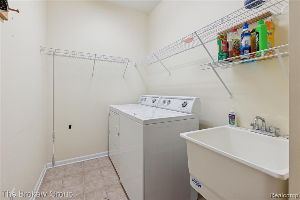 6334 Prairie Dunes Drive, Grand Blanc, MI 48439 — Photo 32