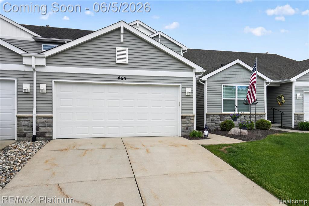 465 Hosta, 082, Howell, MI 48843 — Photo 2