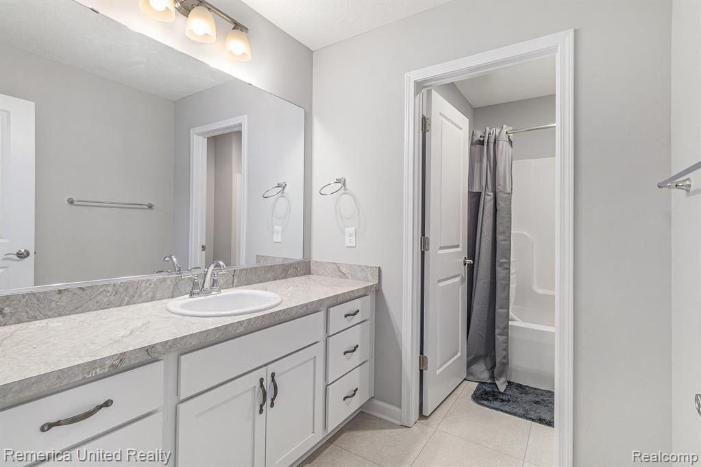 631 Grafton Lane, Howell, MI 48855 — Photo 19
