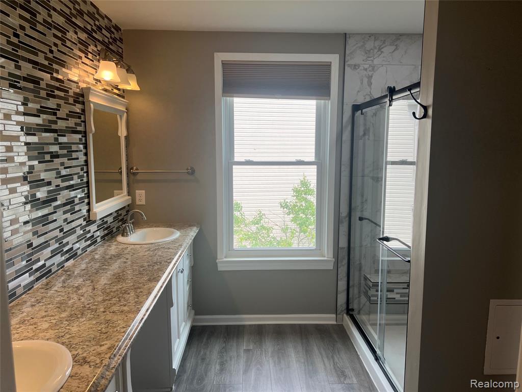 7753 Turrillium Lane, Waterford, MI 48327 — Photo 17